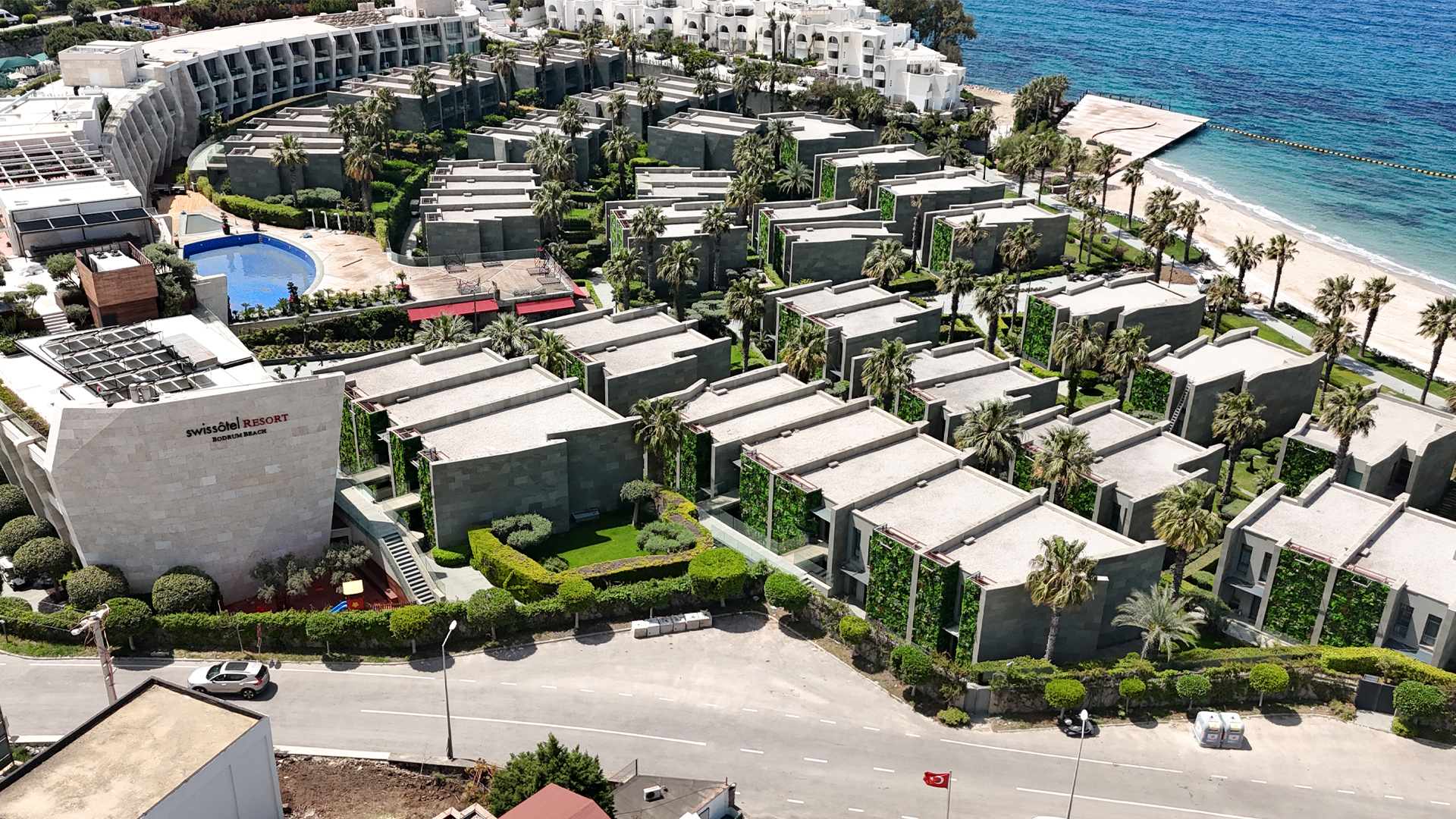 Bodrum Swissôtel 1600 m² Dikey Bahçe Projesi | ÇİNPA